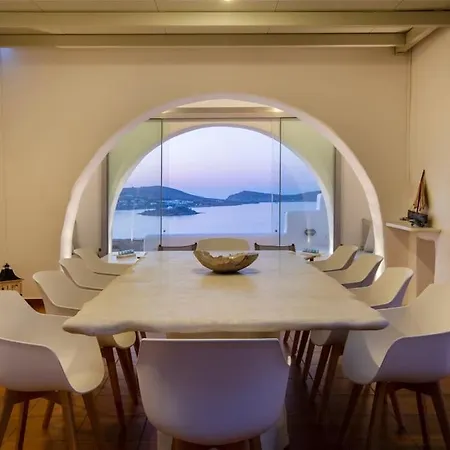 Hill Top-piperi Naousas Holiday home