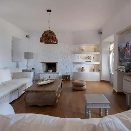 Hill Top-piperi Naousas Naousa (Paros)