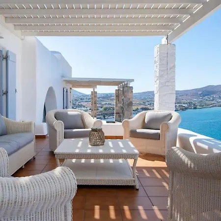 Hill Top-piperi Naousas Holiday home